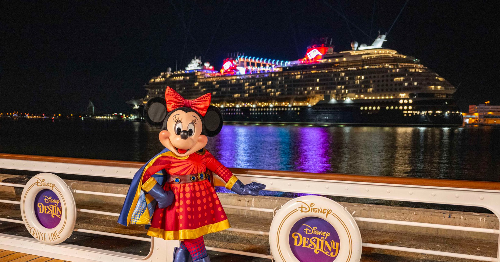 Navio Disney Destiny
